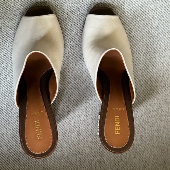 Fendi leather studded slides - Picture 4 of 6